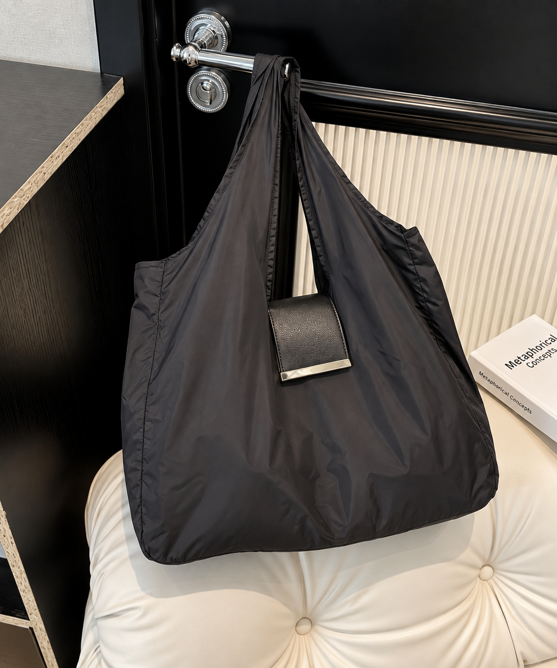 POCHÉA — Le sac qui reste avec vous